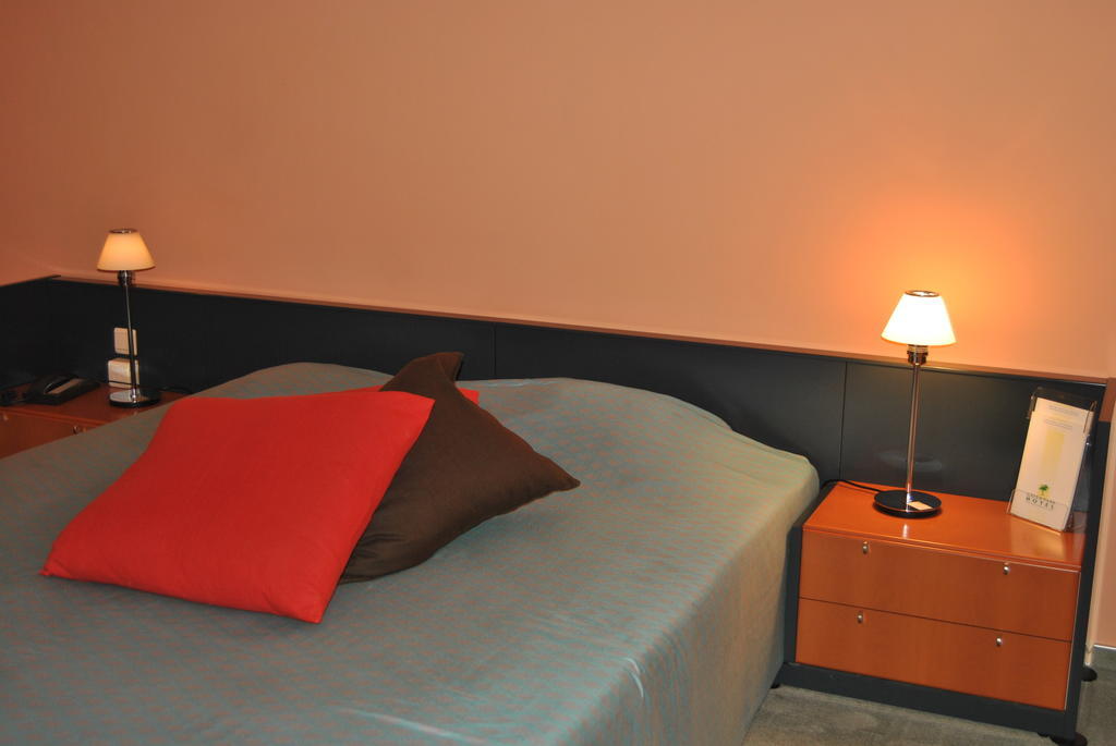 Greenpark Hotel Sint-Pieters-Leeuw Номер фото