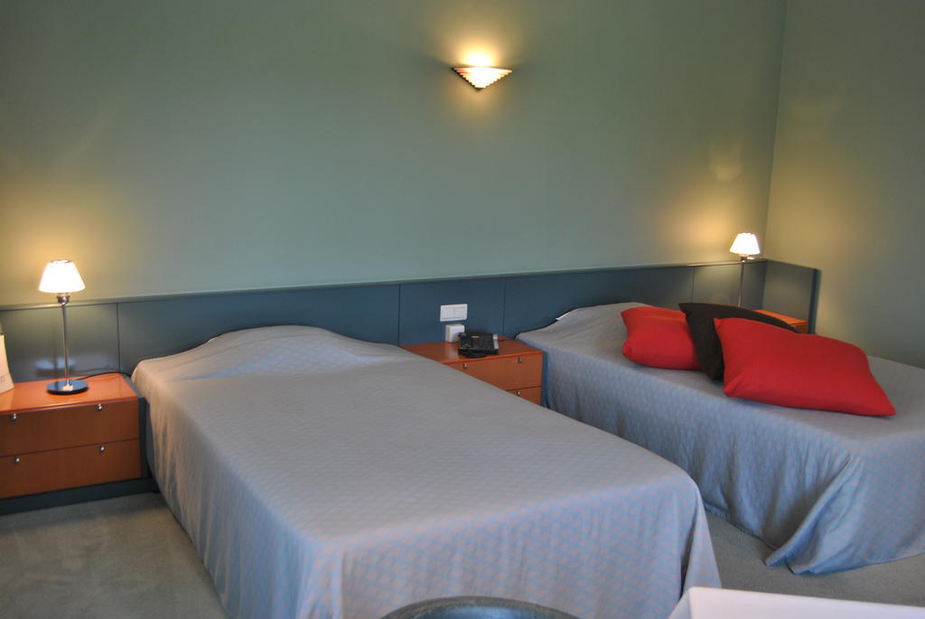 Greenpark Hotel Sint-Pieters-Leeuw Номер фото